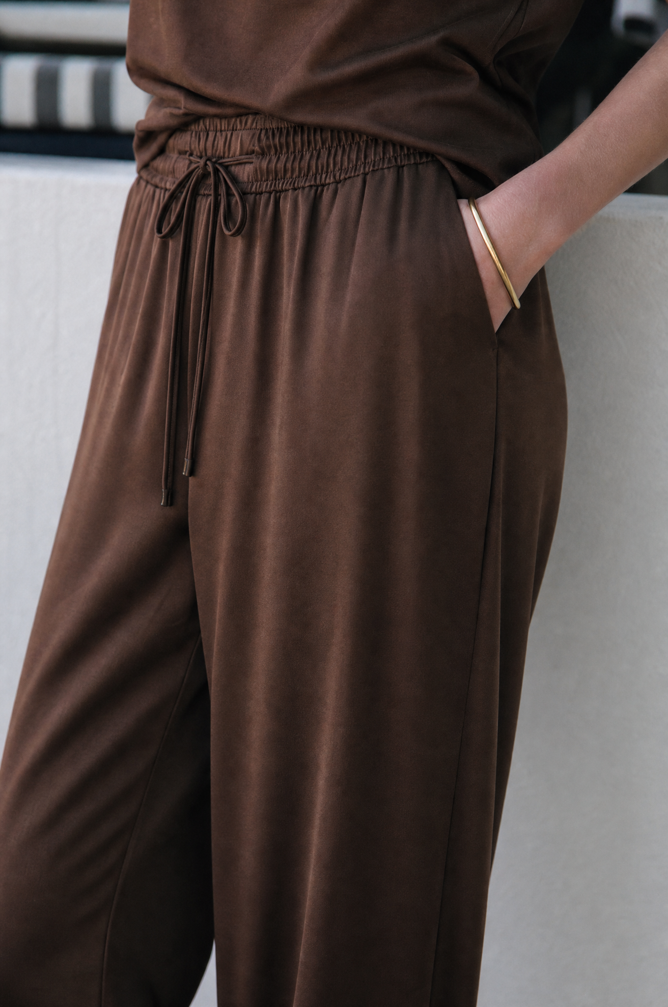 Verona Wide-Leg Drawstring Trousers
