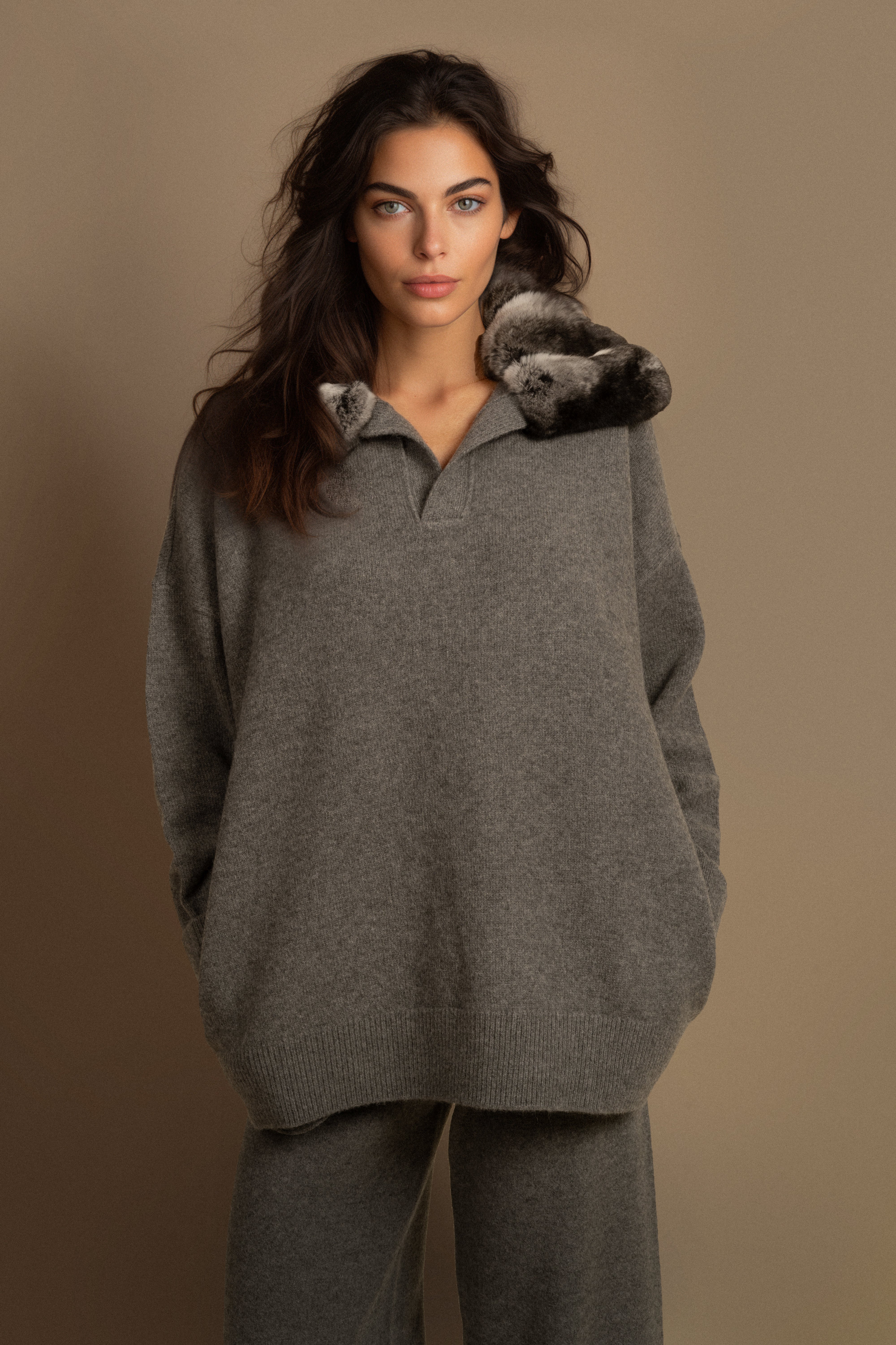 Magic of Grey Tones: Chinchilla fur Luxury Set
