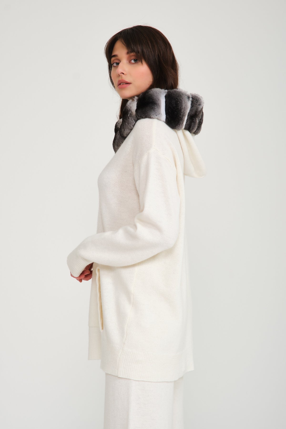 White Chinchilla Fur Lined Knit Set
