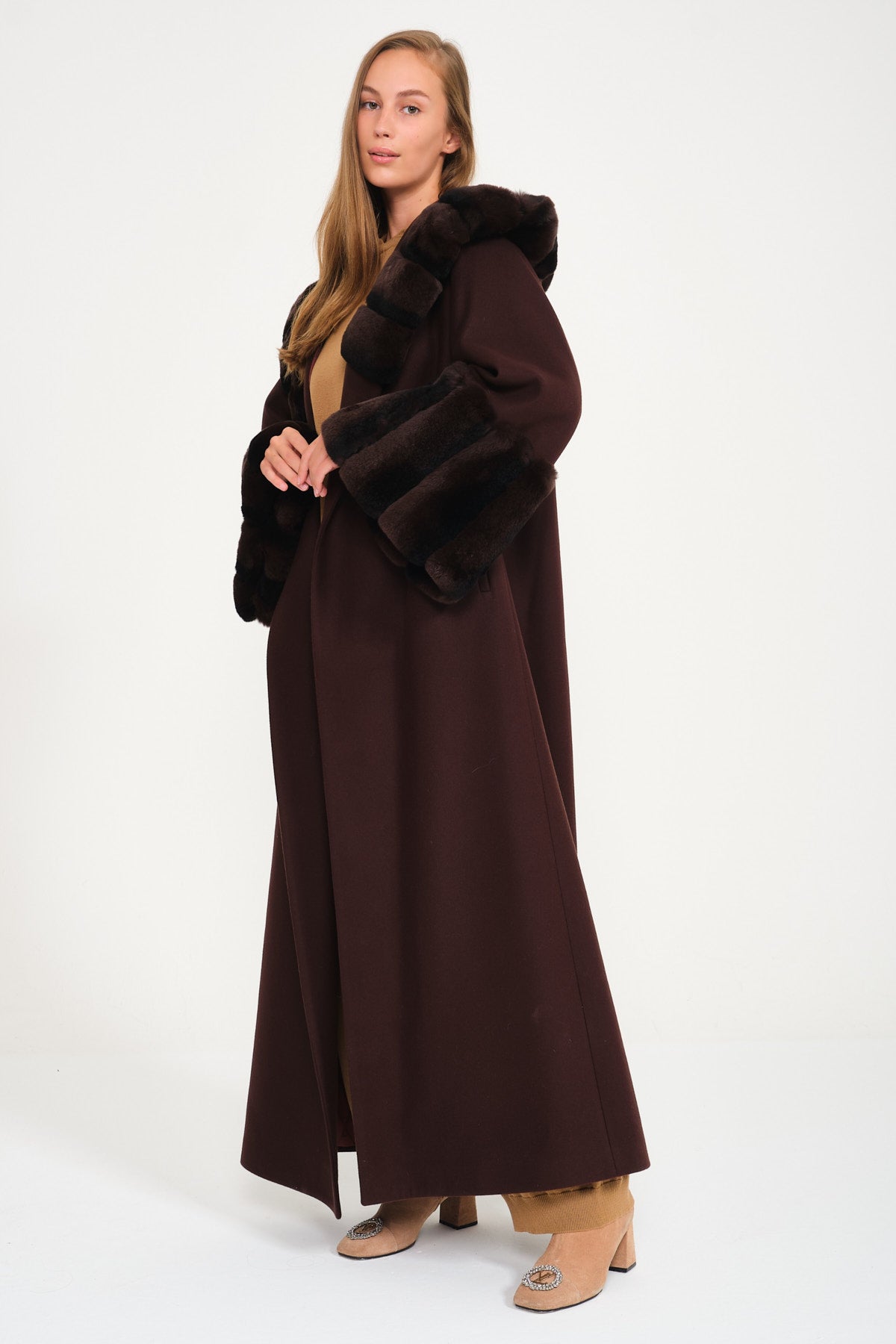 Brown Hooded Wool Rex Fur Abaya