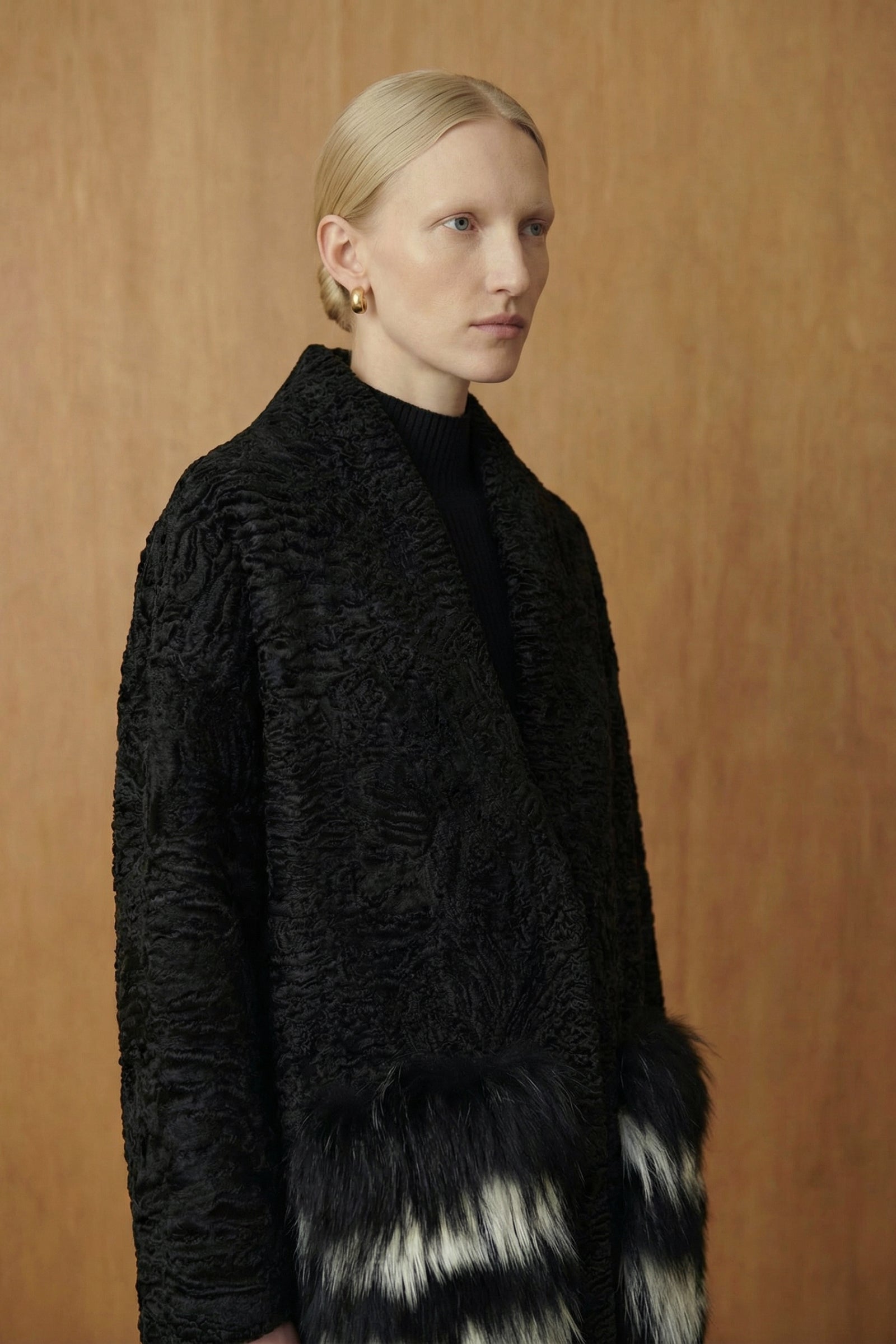 Noire Sauvage Swakara Coat
