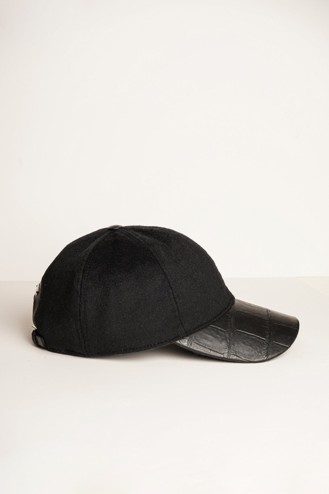 Black Suede Crocodile Cap - ADAMO