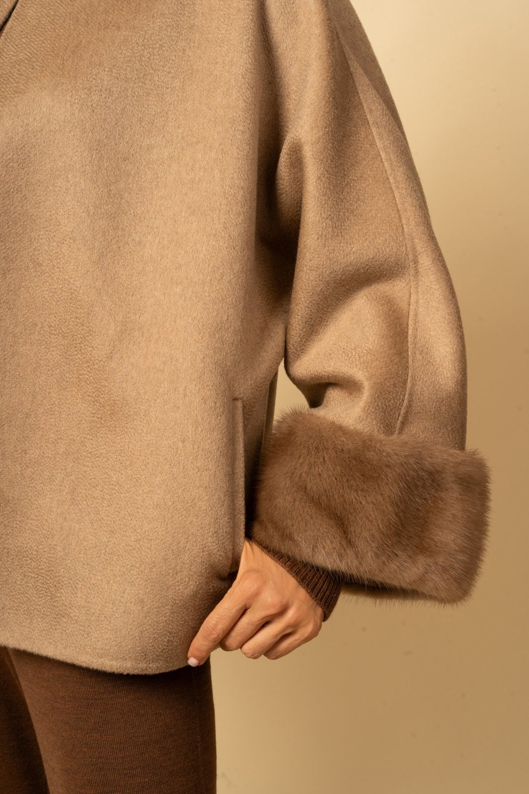 Café Crème Cashmere Coat - ADAMO