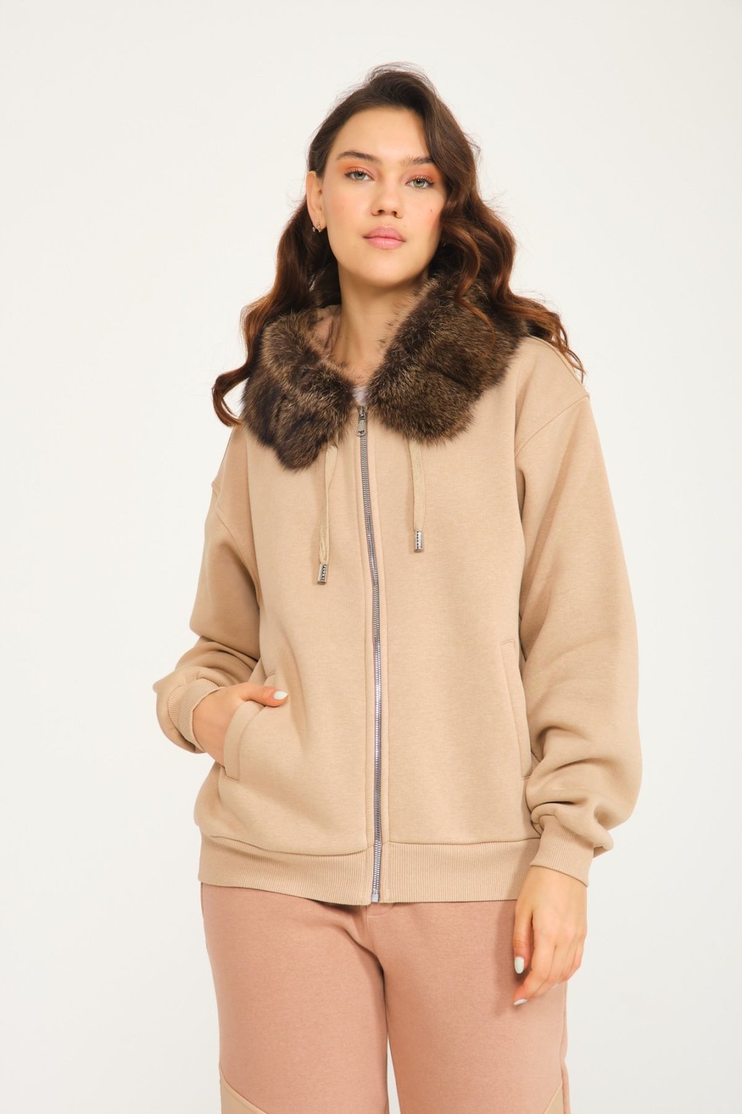 Camel Fisher Fur & Zipped Hoodie - ADAMO