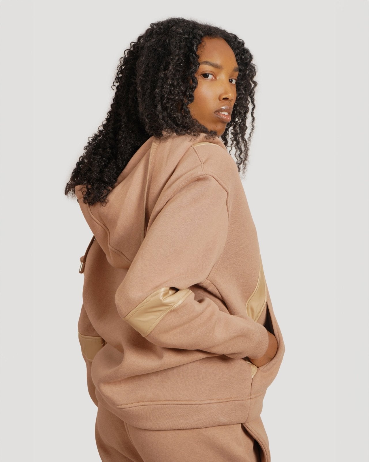 Camel Hoodie & Jogger Set - ADAMO