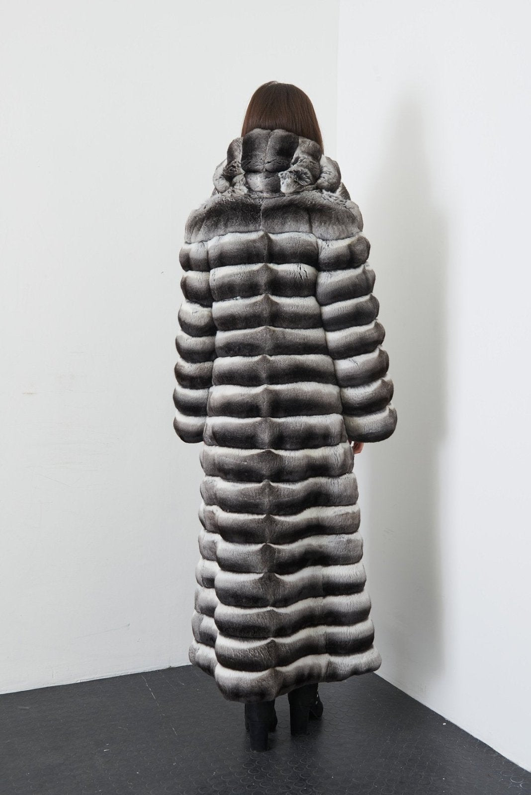 Grey Long Chinchilla Fur Coat - ADAMO