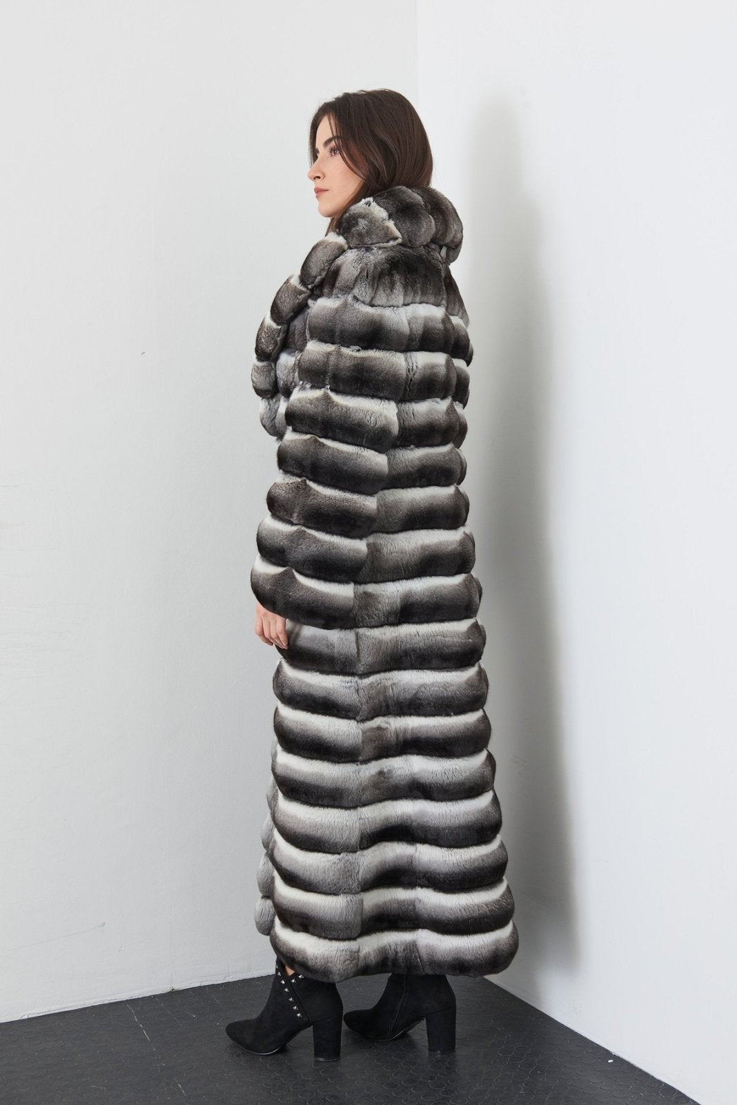 Grey Long Chinchilla Fur Coat - ADAMO