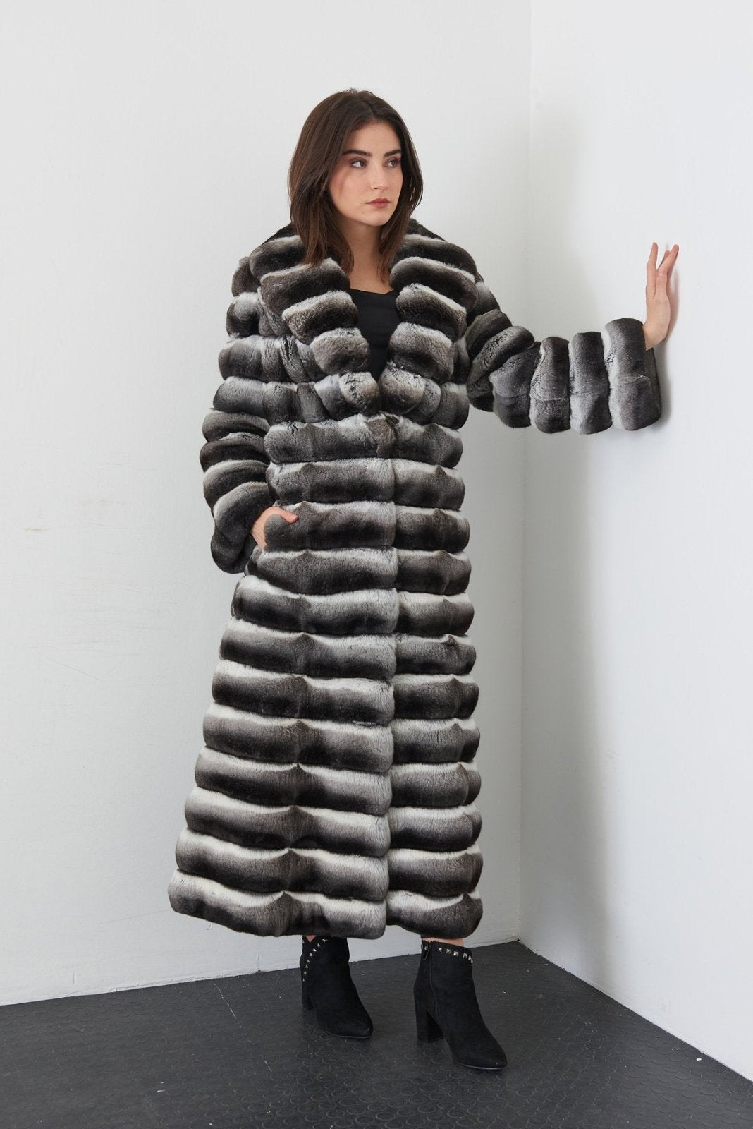 Grey Long Chinchilla Fur Coat - ADAMO