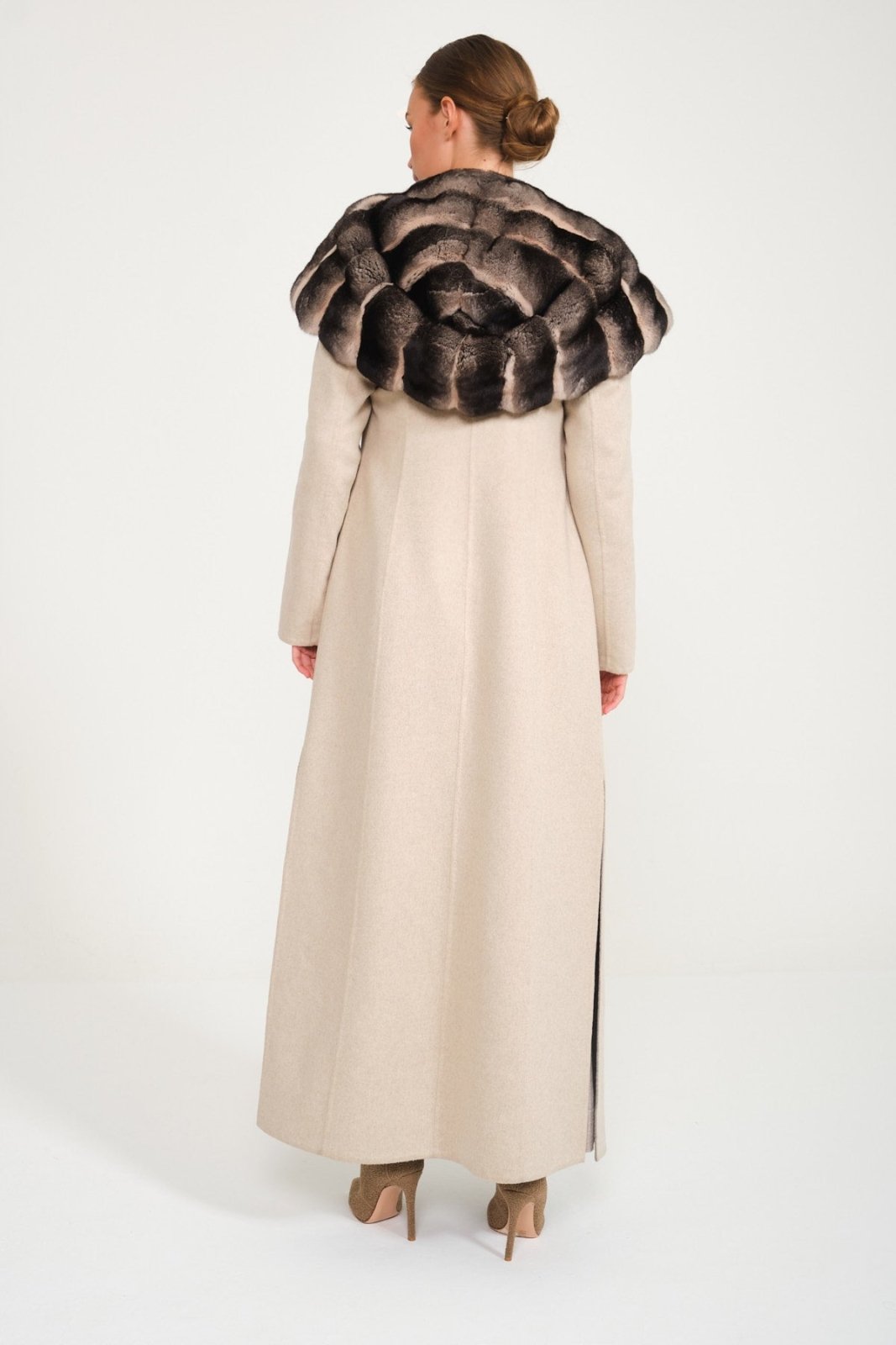 Light Grey / Sand Beige Double Face Cashmere Chinchilla Fur Abaya - ADAMO