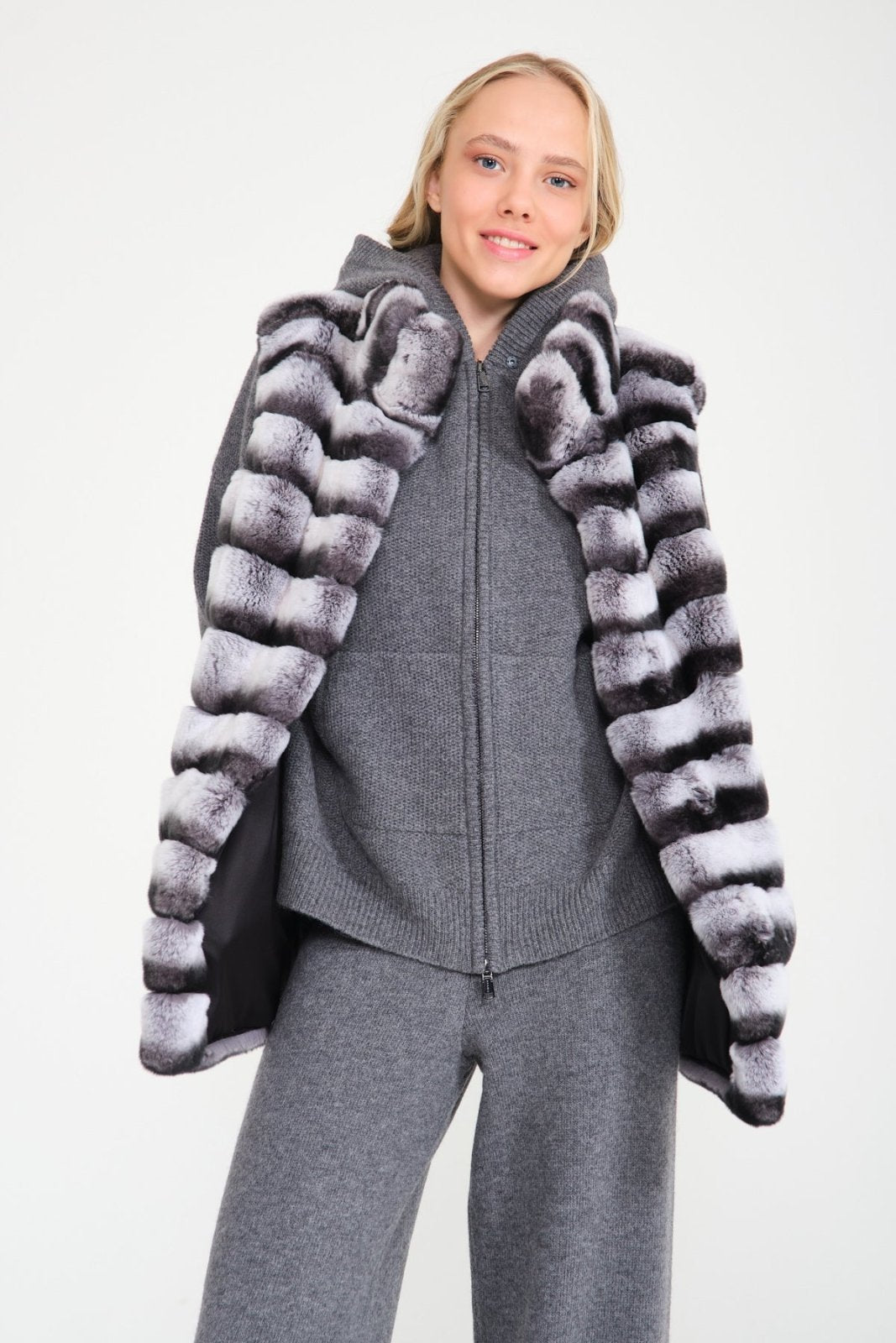 Naturel Grey Rex Fur Vest - ADAMO