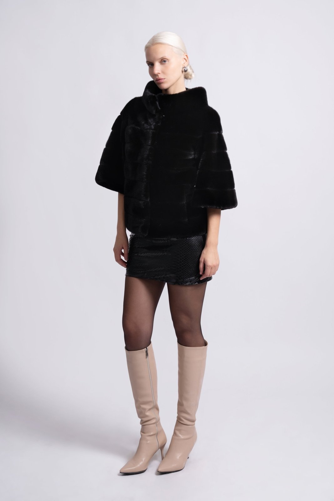 Noir Élégance Short - Sleeve Mink Fur Jacket - ADAMO