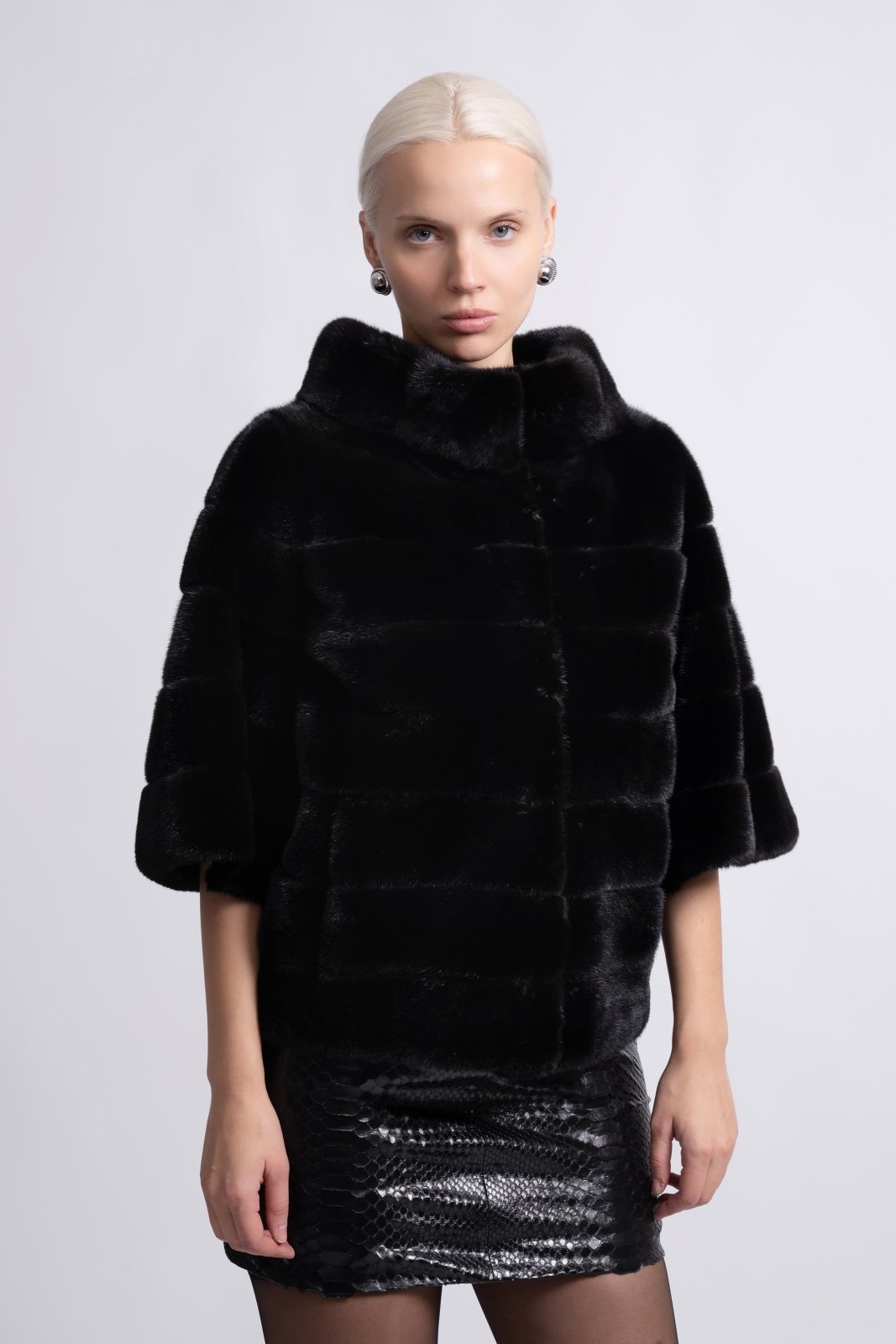 Noir Élégance Short - Sleeve Mink Fur Jacket - ADAMO