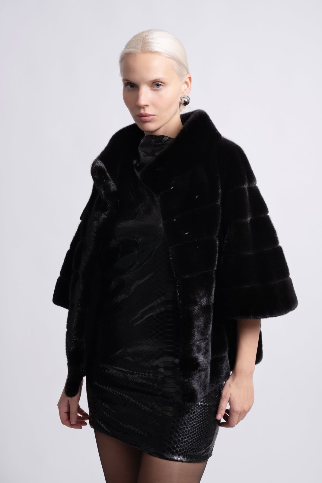 Noir Élégance Short - Sleeve Mink Fur Jacket - ADAMO