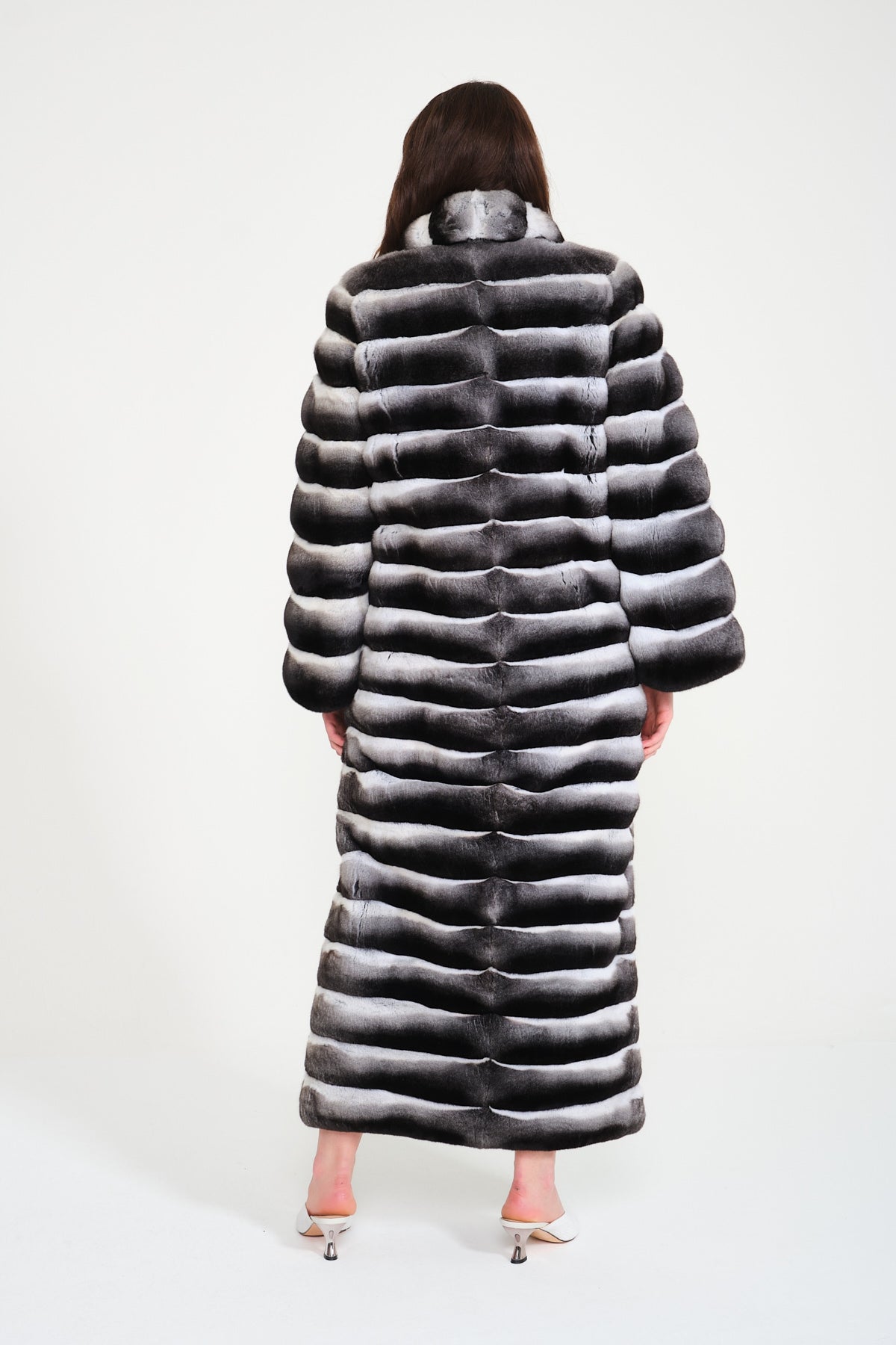Natural Grey Long Chinchilla Fur Coat