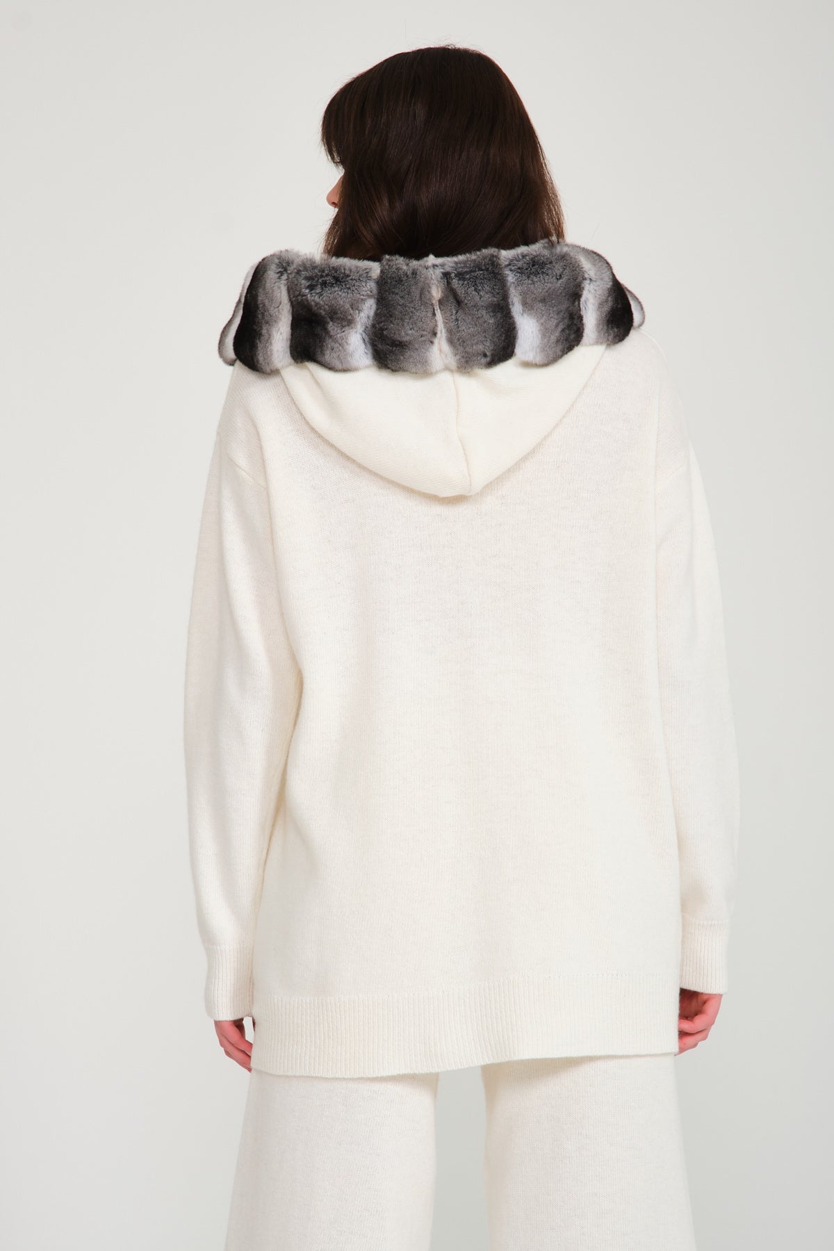 White Chinchilla Fur Lined Knit Set